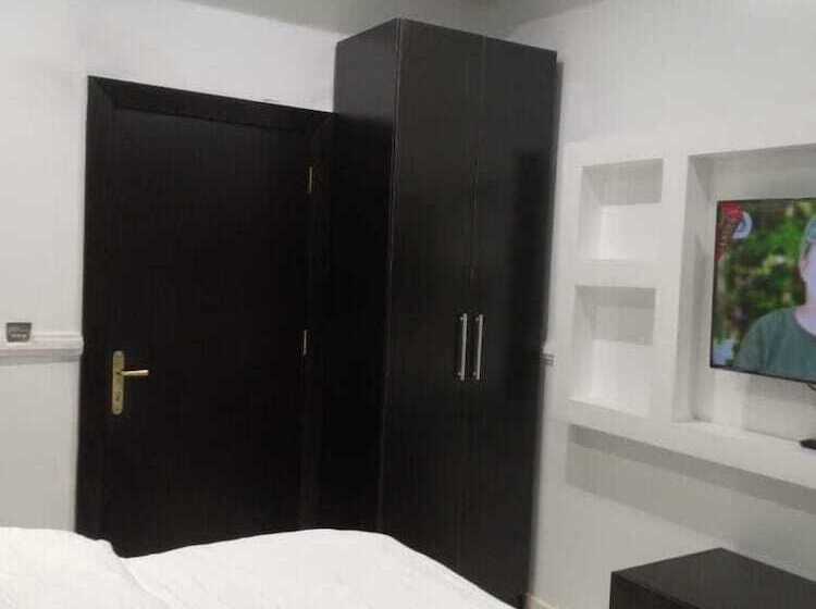 هاستل London Branch Hotel And Restaurant