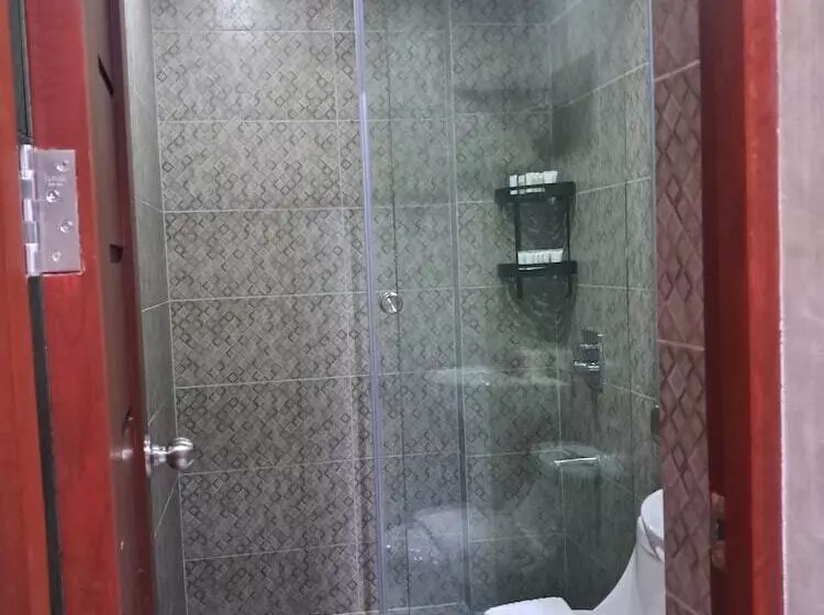 Aqua Frontier Hotel And Restaurant