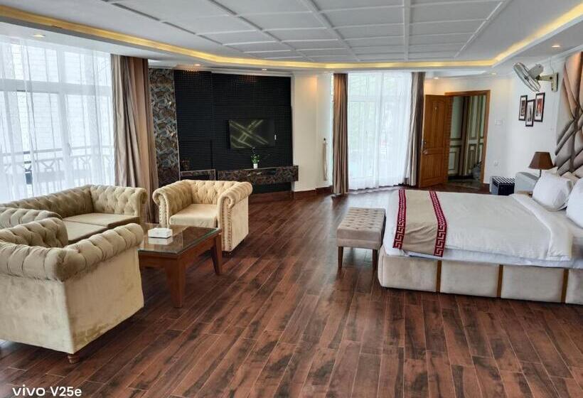 Faletti S Grand Hotel Murree