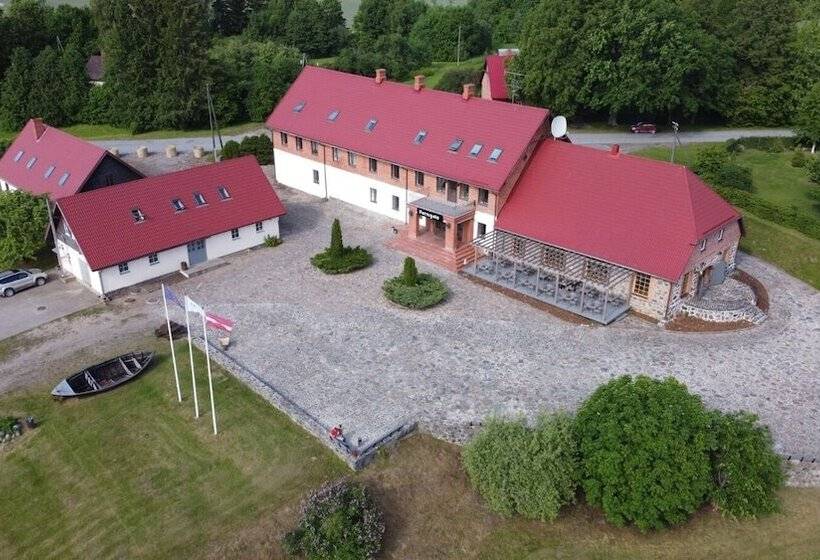 Grill House & Hotel Pernigele