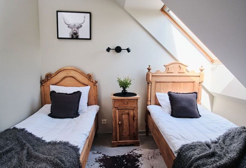 Grill House & Hotel Pernigele