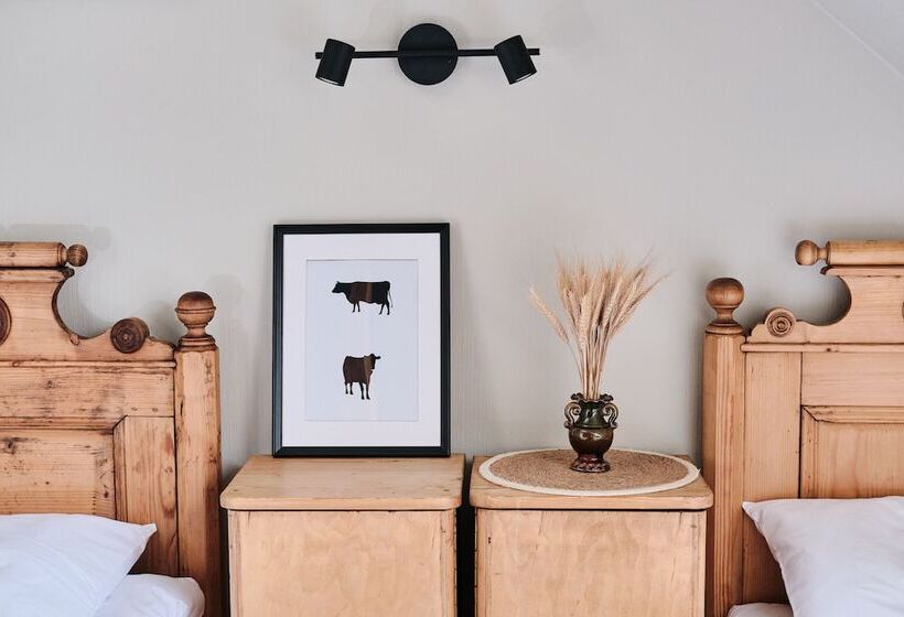 Grill House & Hotel Pernigele