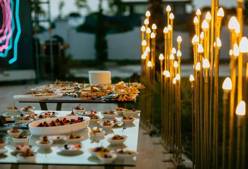 هتل Adamas Resort &