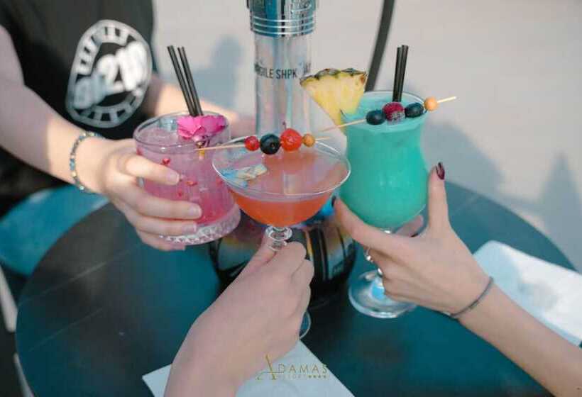 هتل Adamas Resort &