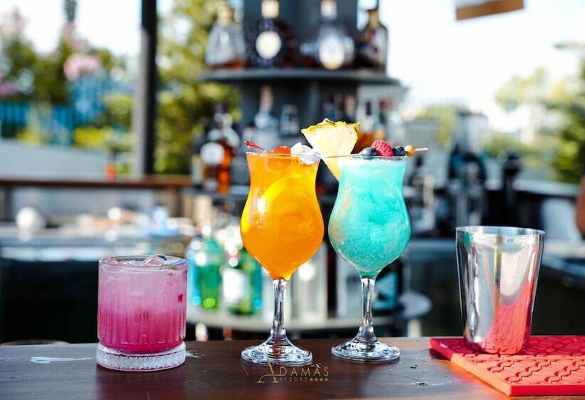 هتل Adamas Resort &