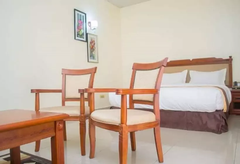 هتل Classicus Inn