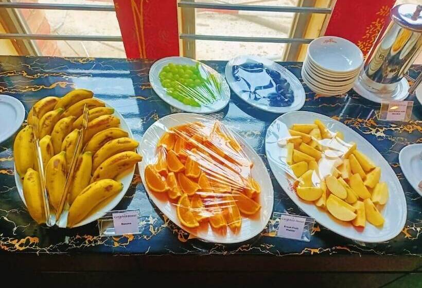 هتل Crystal Rose Sylhet