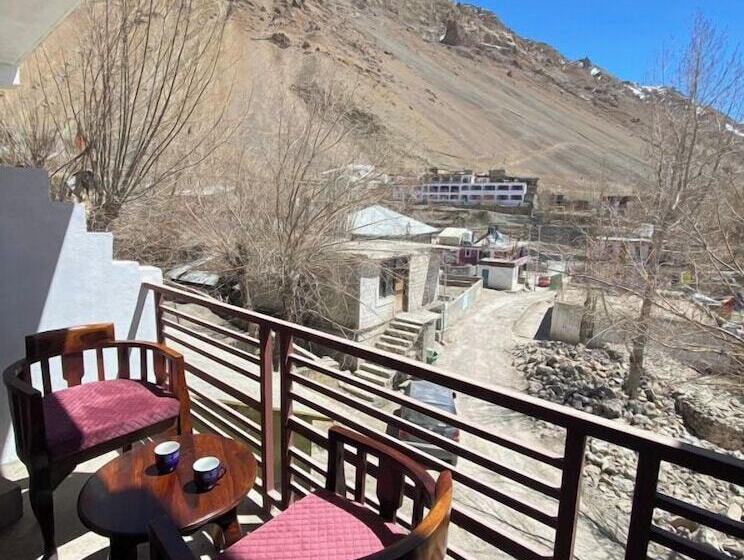 酒店 Eskape Inn Kaza