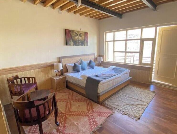 酒店 Eskape Inn Kaza