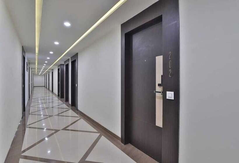 Отель Grand Ambience