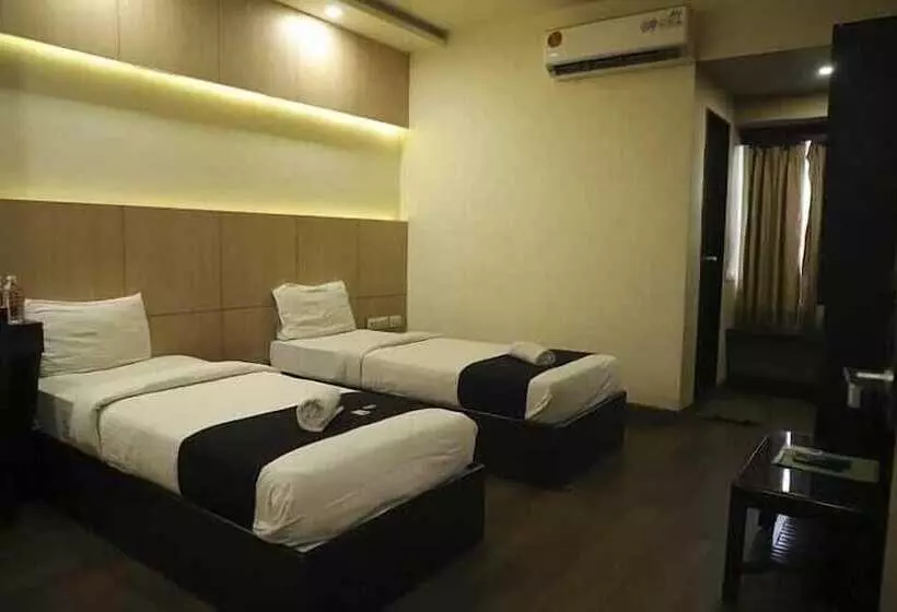 Hotelli Grand Ambience