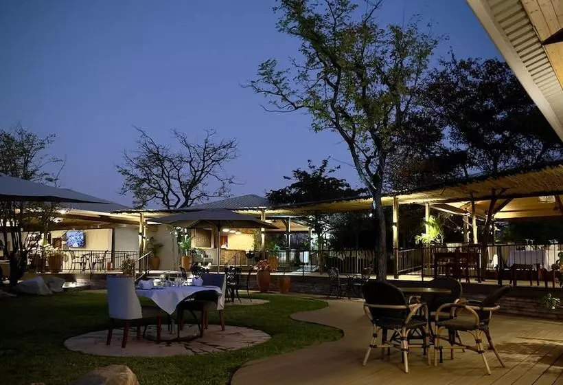 هتل Insika Lodge