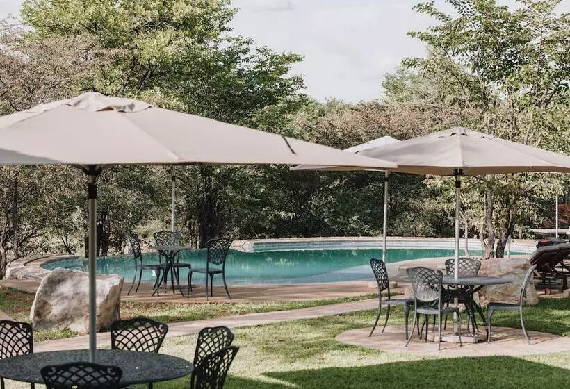 هتل Insika Lodge