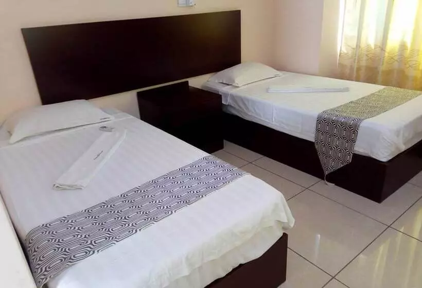 هتل Louis Montfort Grand Resort   Mombasa