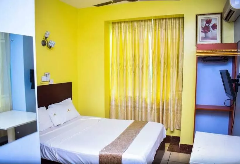 هتل Louis Montfort Grand Resort   Mombasa