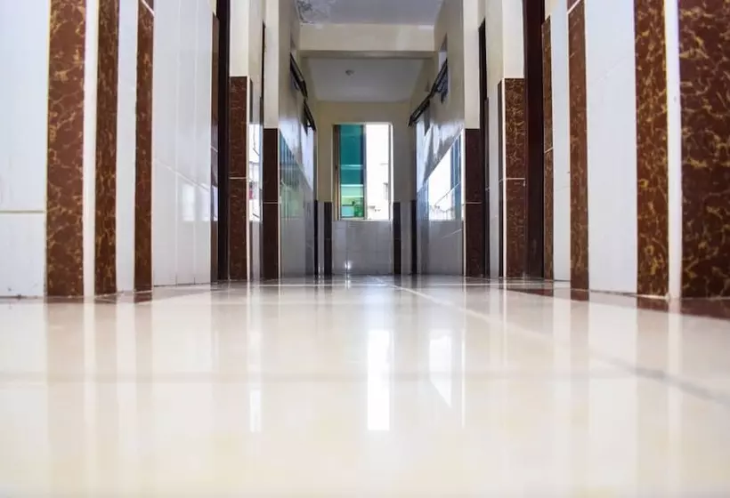 هتل Louis Montfort Grand Resort   Mombasa