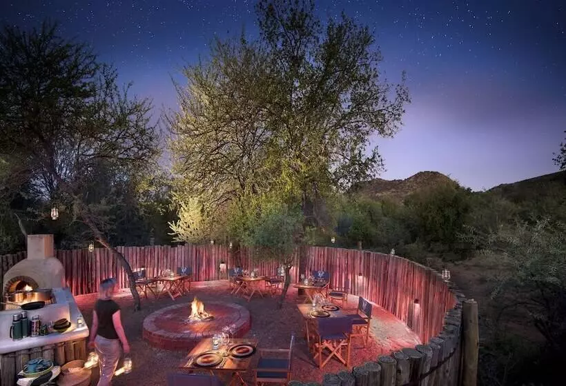 Hotelli Mbazo Safaris