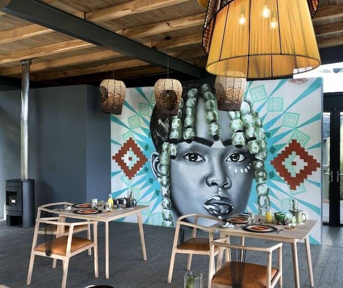 فندق Mbazo Safaris