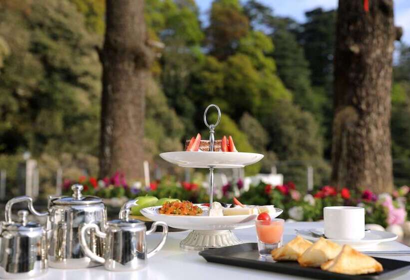 Отель Pagoda Centurion