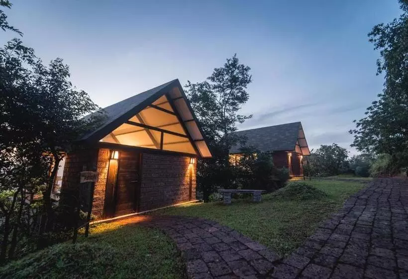 Hotelli Shatavari Eco Resort