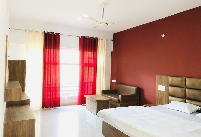 Hotel The Himalaya Orchid Guptkashi