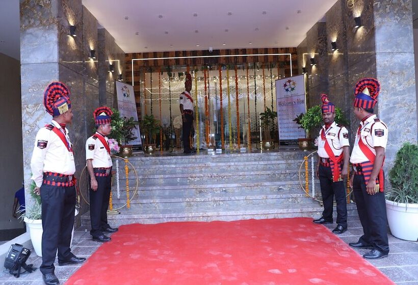 Hotel The Royal Class