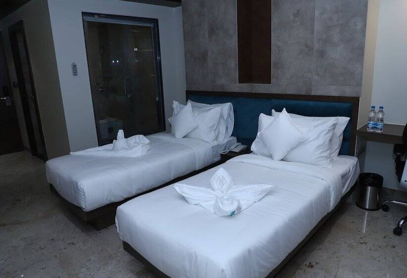 Hotel The Royal Class