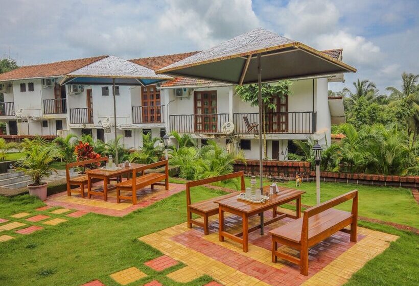 Hotel Wada Chirebandi