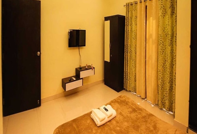 Hotel Wada Chirebandi