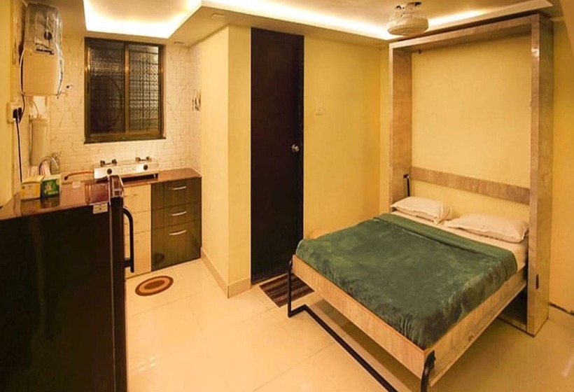 Hotel Wada Chirebandi