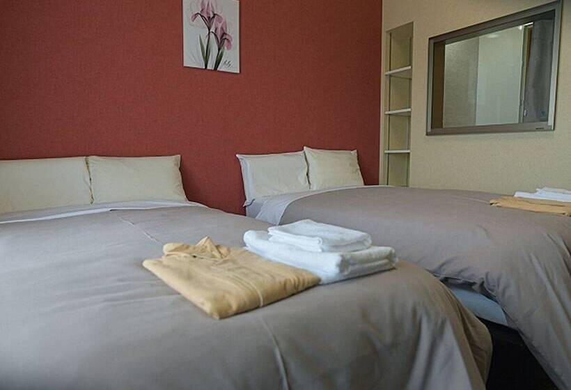 Jisco Hotel Obama Onsen