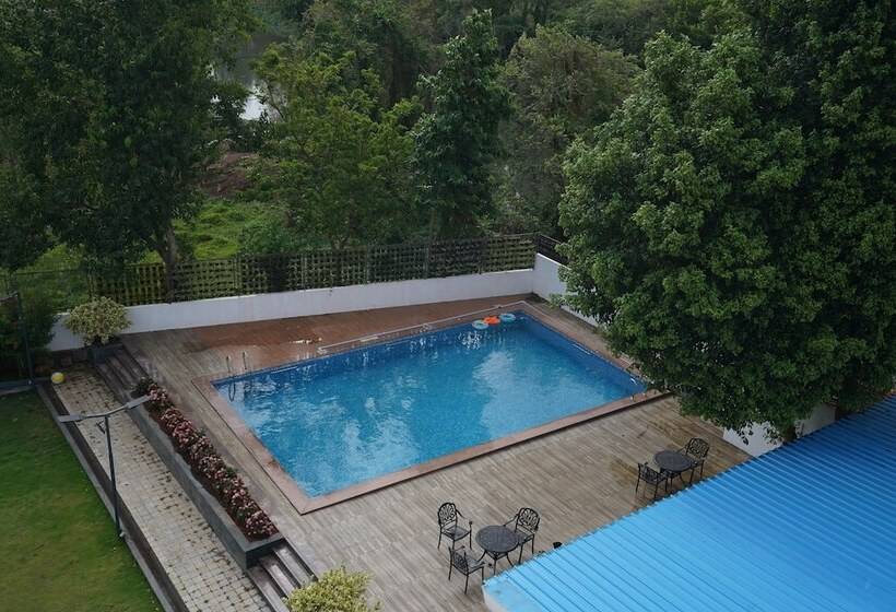 אתר נופש Ciesta Treeo