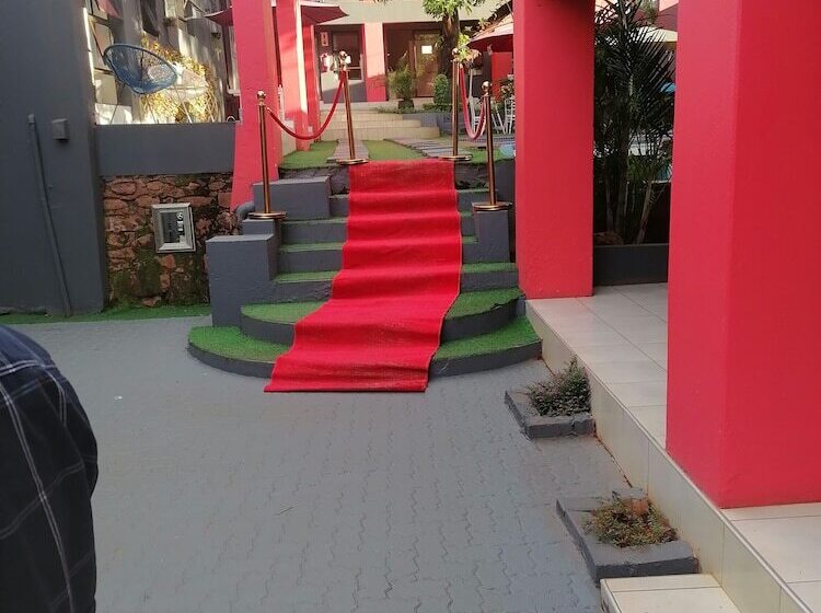 Курорт Golgotha Boutique