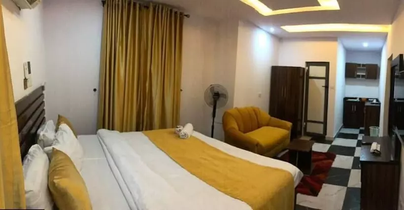 West Point Apartments Hotel And Suites