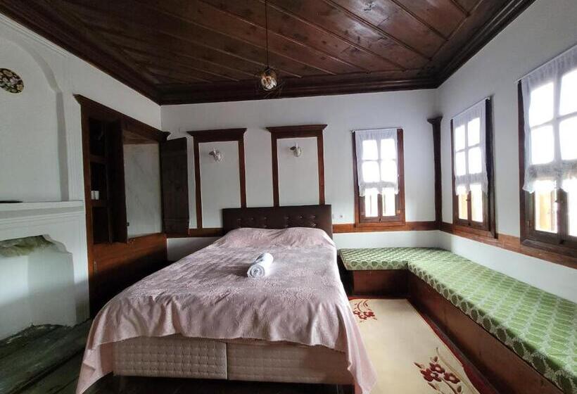 Fatma Hanım Konağı Butik Otel