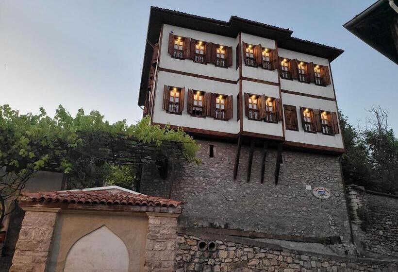 Fatma Hanım Konağı Butik Otel