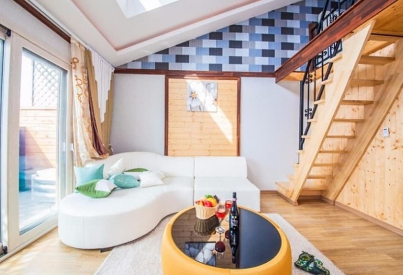 Geojedo Haebaram Pension