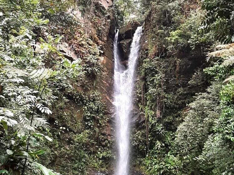 هتل Hospedaje Santa Monica