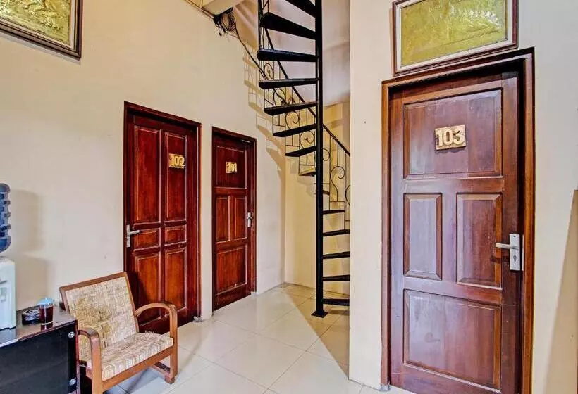 ホテル Oyo 92851 Homestay Borobudur Specpacker Syariah