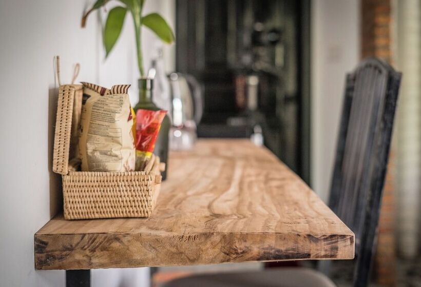 Hotelli The Botanic Garden