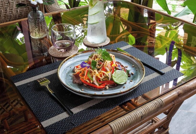 Hotelli The Botanic Garden