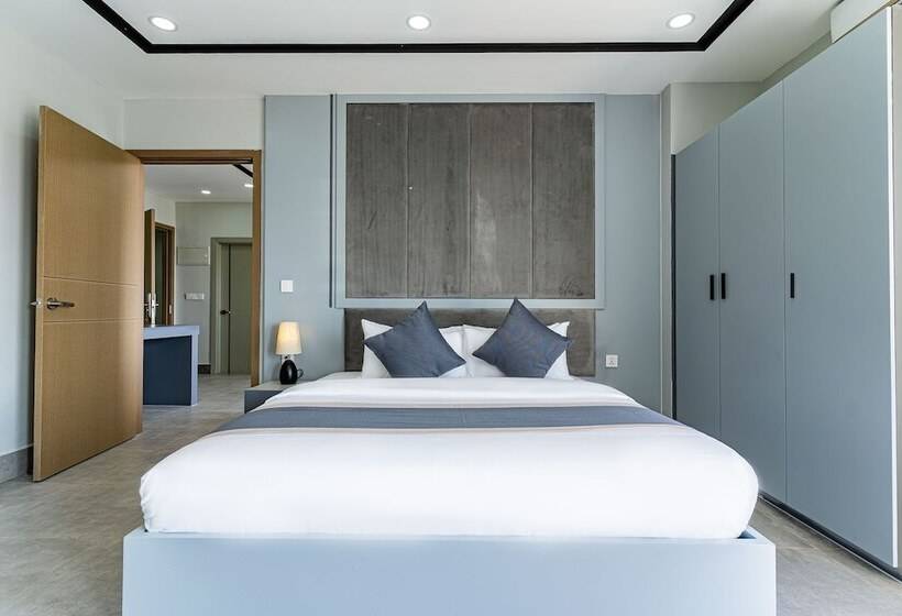 فندق The Square Kampot