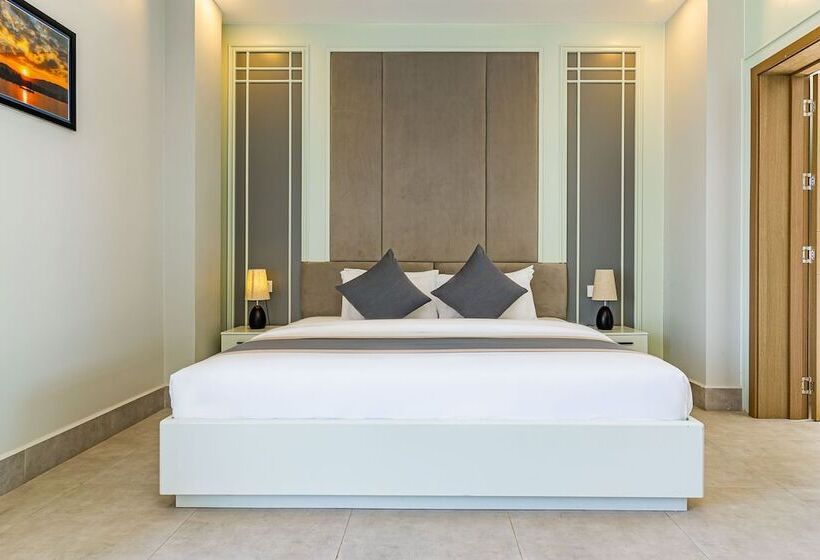 فندق The Square Kampot