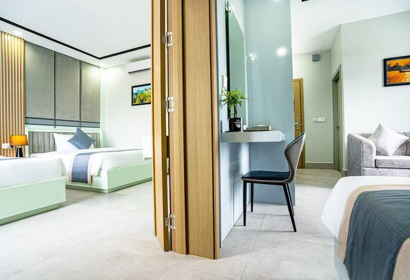 فندق The Square Kampot