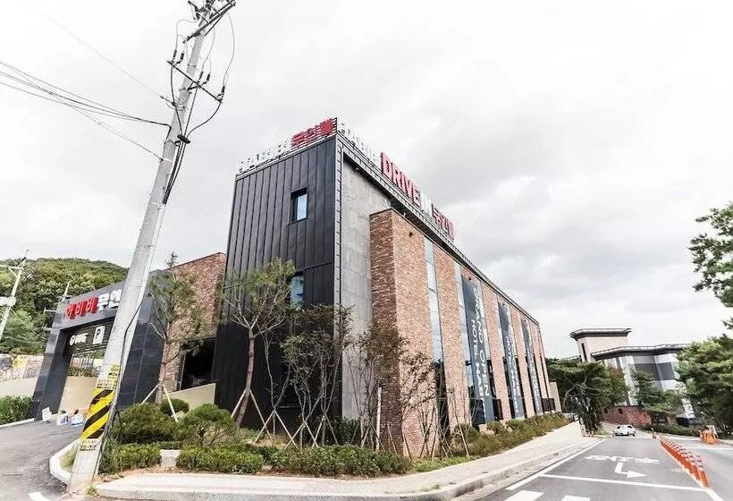 Hwaseong Habibi Drive In Motel