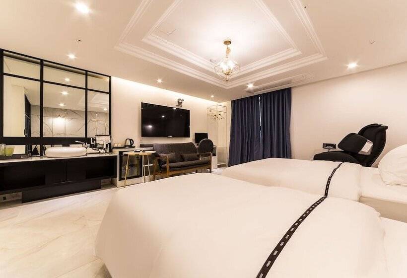 Hwaseong Habibi Drive In Motel