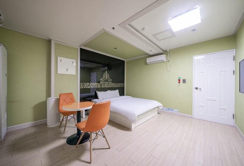 מוטל Andong Okdong Hayanseong