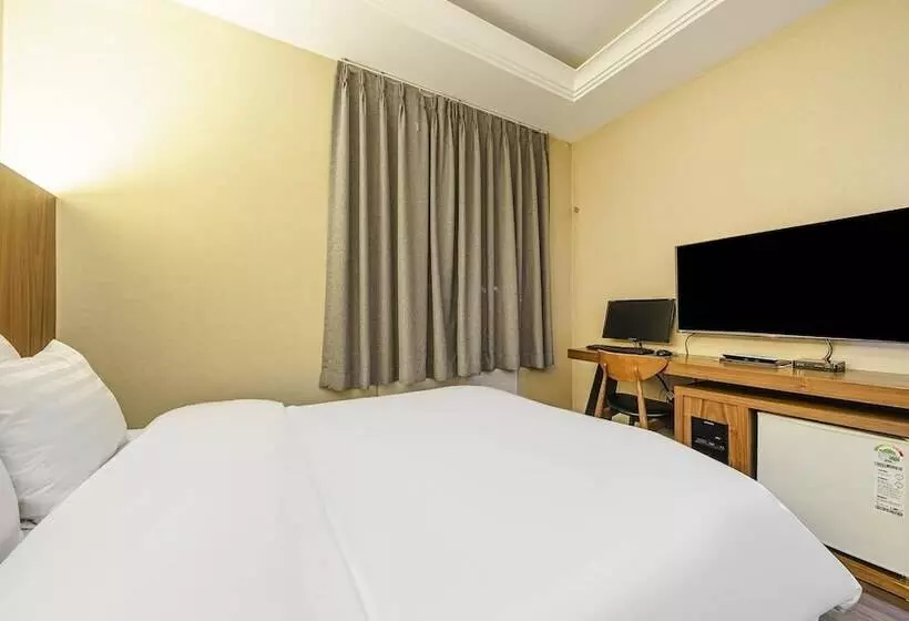 Motelli Pyeongchon Hotel Avenue 186