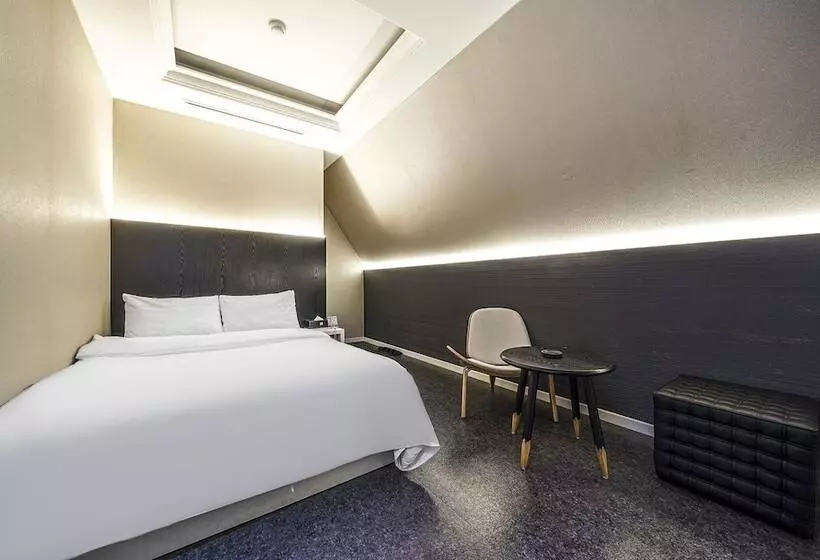 Motelli Pyeongchon Hotel Avenue 186