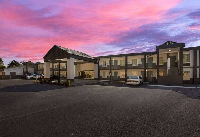 מוטל Rodeway Inn